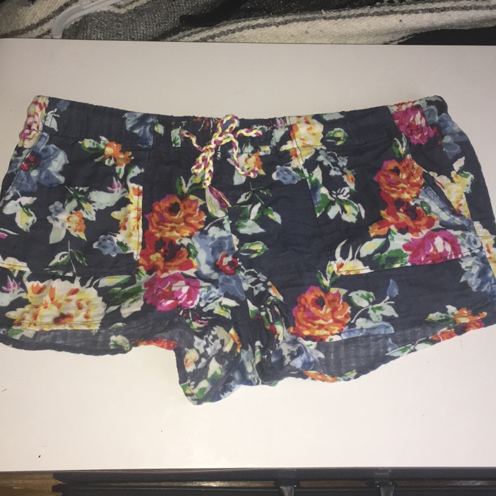 Floral soft shorts